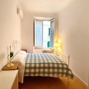  Apartment Napoliforever Chiaia Italien