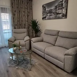  Apartment Nadia&v Italien